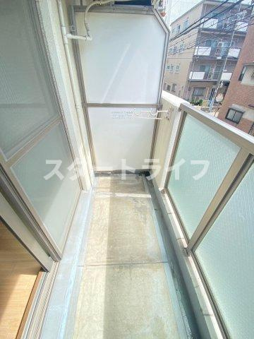 大阪市淀川区西中島７丁目の賃貸マンションのバルコニー