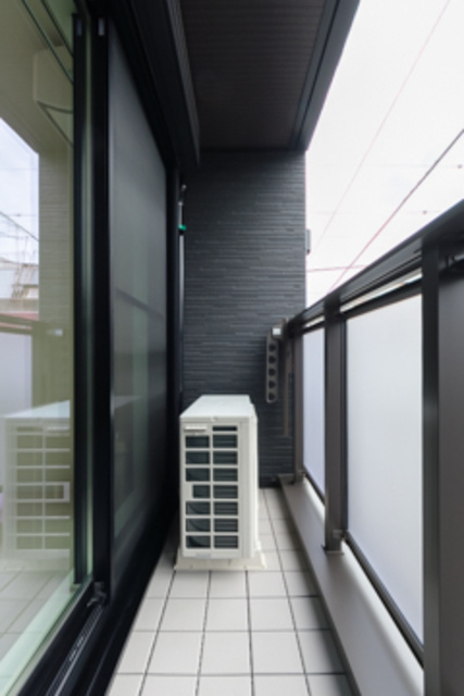 グロリアス新江古田のバルコニー|※写真は同タイプ住戸です。