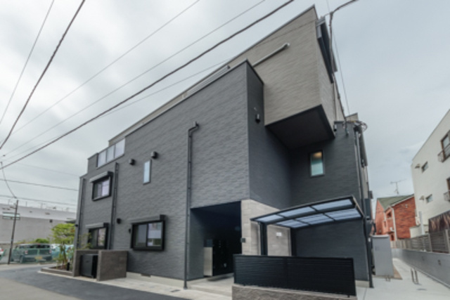 グロリアス新江古田の外観