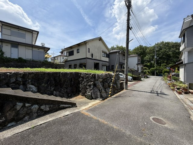 三田市大原の前面道路含む現地写真
