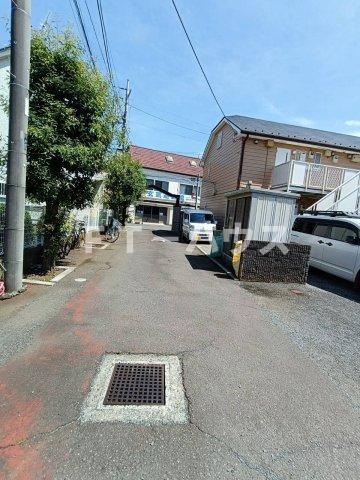 ハス　ニューハウンの駐車場