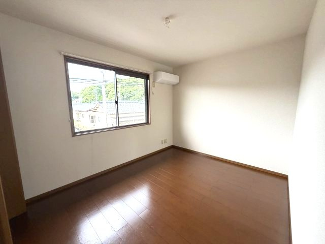 宇部市大字上宇部のアパートの洋室|個人の部屋や寝室として使える洋室です