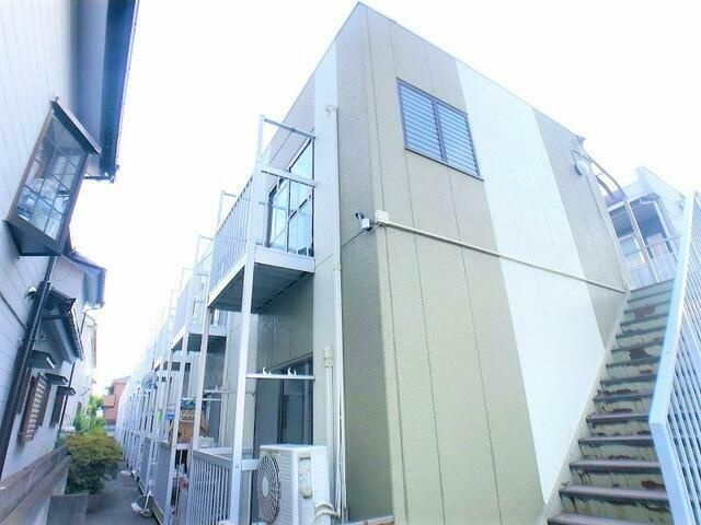 ガーデンハイムの外観