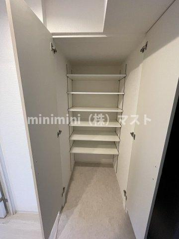 クローバー・プレミア長居公園東の収納