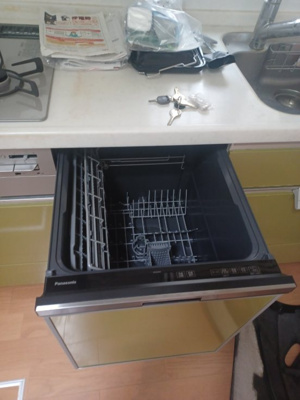 【設備】 | 橋本邸 | 食器洗浄器付のキッチンです。