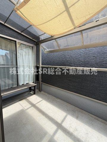 寿町3丁目中古戸建のバルコニー|バルコニーは広めで陽当たり良好♪洗濯物も乾きやすいです！