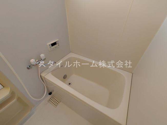 【浴室】 | ユトリロ神野新田B | イメージ写真です。