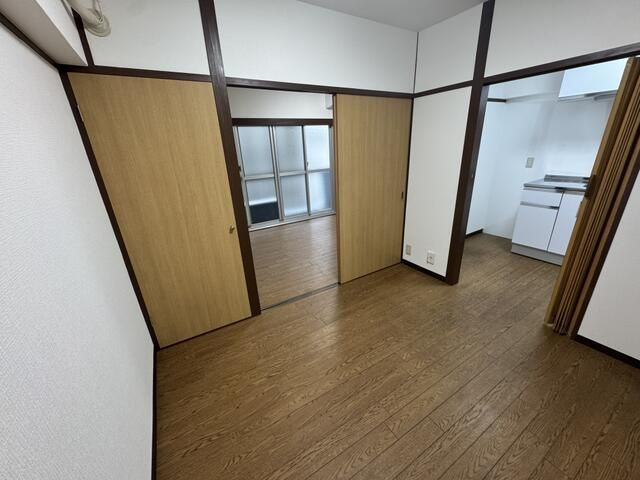 【寝室】