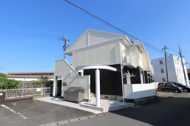 合志市幾久富のアパート