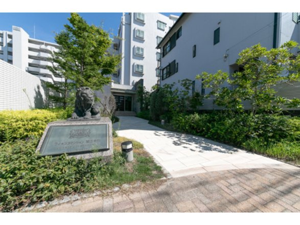 ライオンズマンション蟹江本町の庭