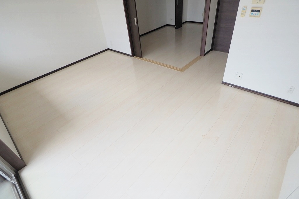 Ｓｕｎｓｑｕａｒｅ　Ｆｕｒｕｉｃｈｉの居間・リビング