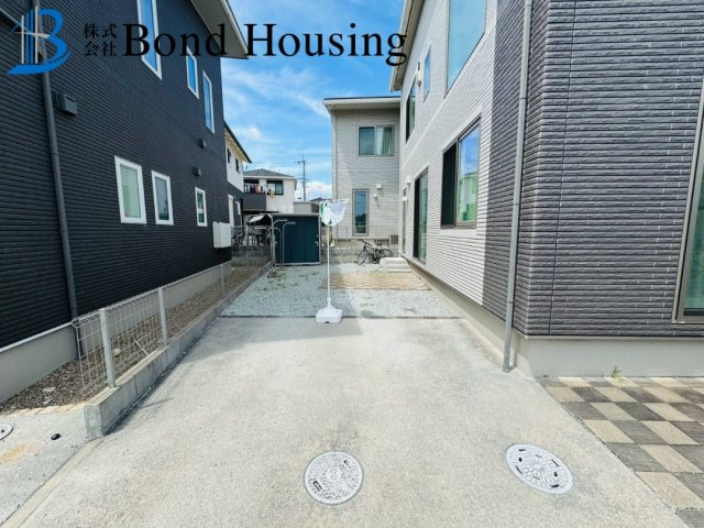 一条工務店施工・太陽光発電搭載・二見町福里　築１２年