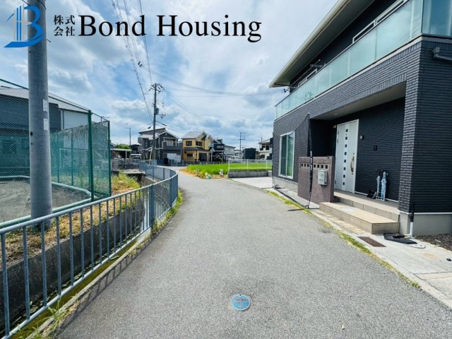 一条工務店施工・太陽光発電搭載・二見町福里　築１２年