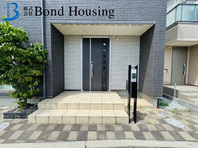 一条工務店施工・太陽光発電搭載・二見町福里　築１２年