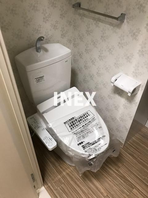 横浜市中区扇町３丁目の賃貸マンションのトイレ