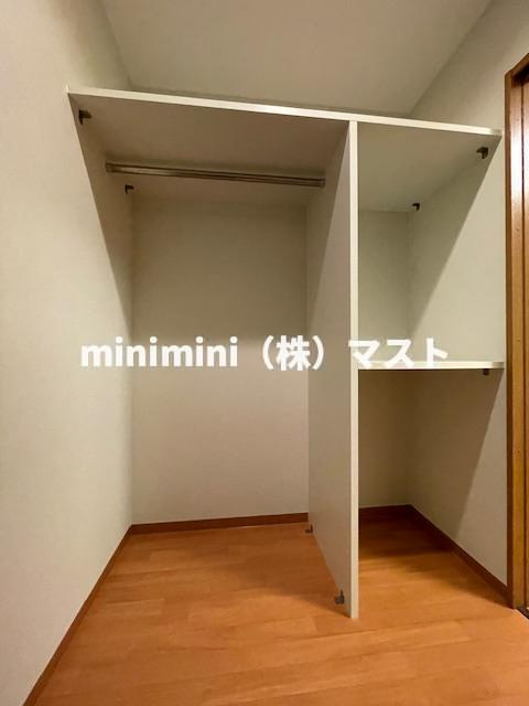 クローバー・プレミア昭和町の収納