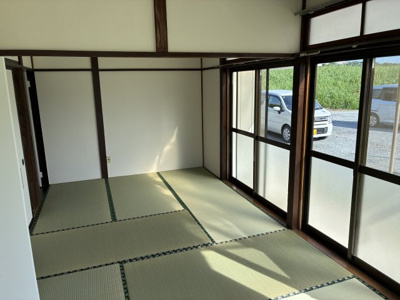  | 石田貸家 | 西側10.5帖和室