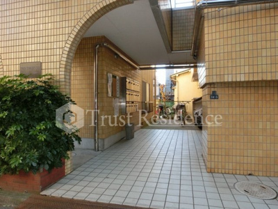 【エントランス】 | ツインタワーズイン西館