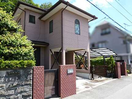呉市天応塩谷町中古戸建の前面道路含む現地写真