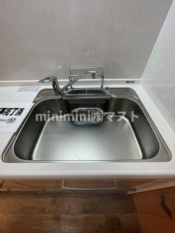 クローバー・プレミア昭和町のキッチン