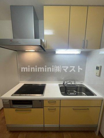 クローバー・プレミア昭和町のキッチン