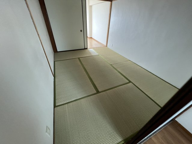 宝第一スカイハイツの和室