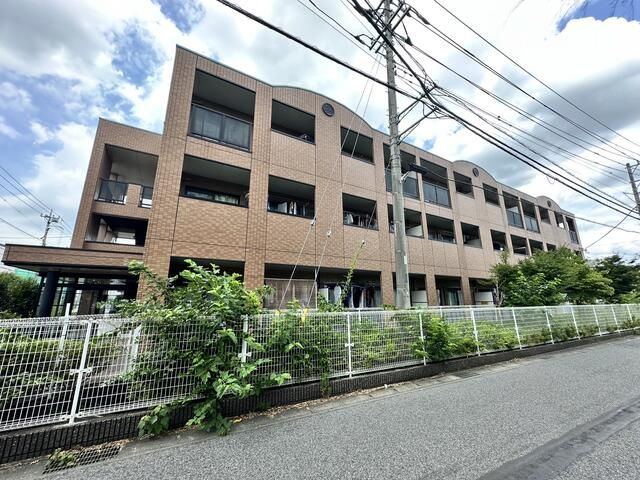 エクセレントハウスの外観