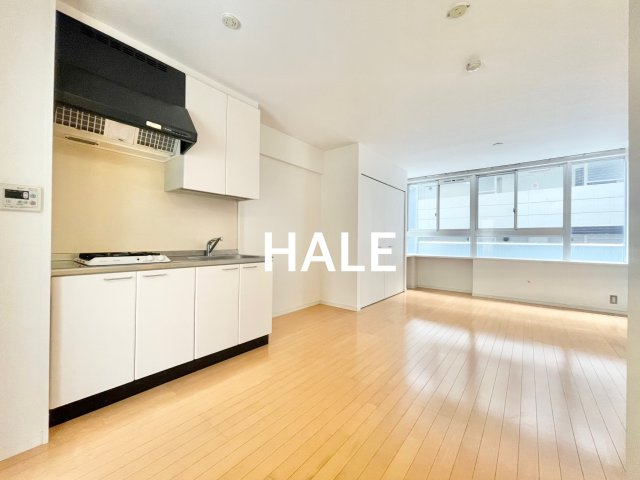 【居間・リビング】 | VARI HOUSE | 類似