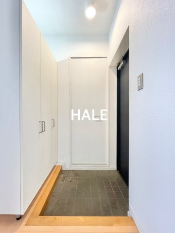 【玄関】 | VARI HOUSE | 類似
