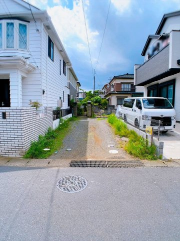 【前面道路含む現地写真】 | ◇◆平塚市徳延 売地◆◇ | 徒歩10分圏内にお買い物施設が充実しており暮らし便利な住環境です！