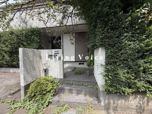 【仲介手数料０円】相模原市緑区城山1丁目　中古戸建のエントランス|相模原市緑区城山1丁目　中古戸建