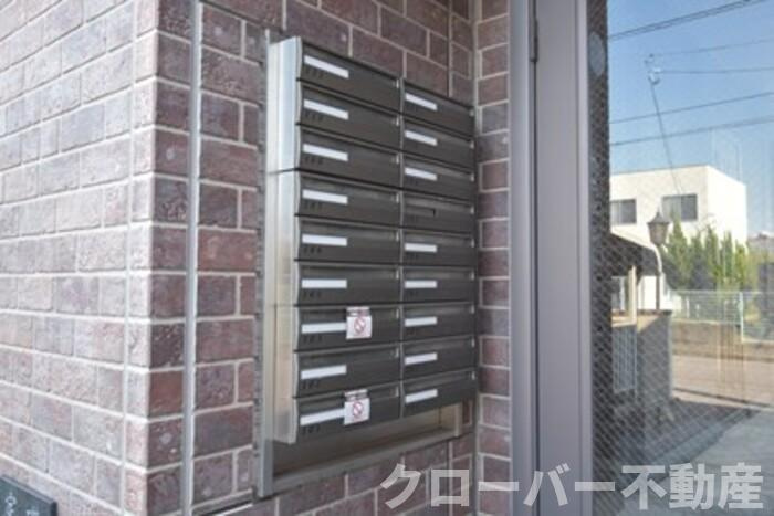 サンライズ豊益 西大浜のその他共用部分|郵便ポスト