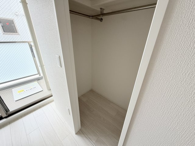 セレニテ神戸駅前アリエの収納