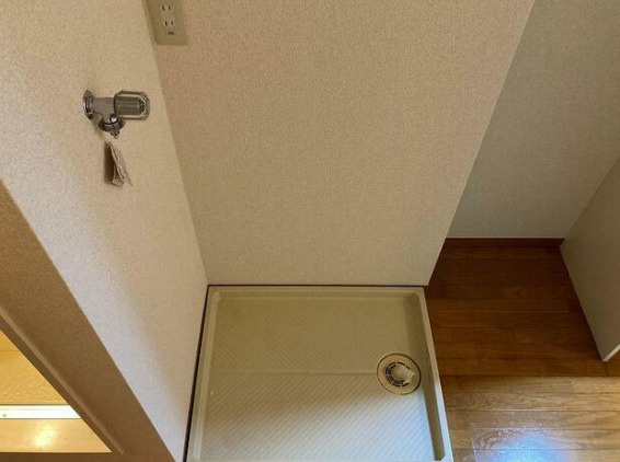 【設備】 | セントラルコート | 洗濯機置き場です