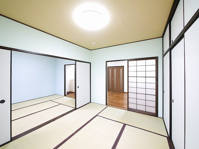 南京終マンションAの和室|来客時にも便利な和室付き