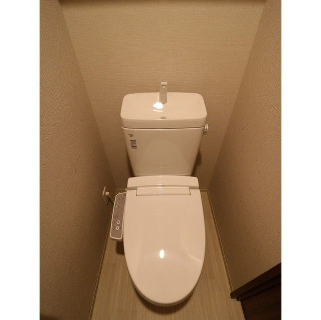 プレール・ドゥーク押上Ⅳのトイレ|コンパクトで使いやすいトイレです