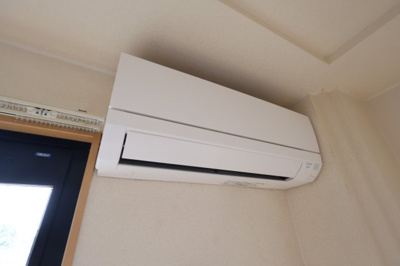 【設備】 | カステル　ヴェッチオ | エアコン