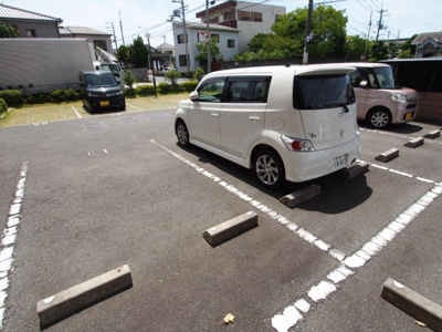 【駐車場】 | カステル　ヴェッチオ