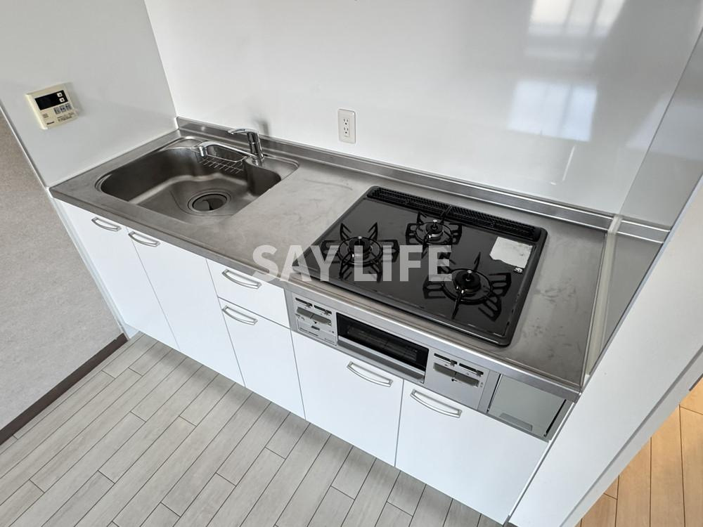 ラ・フォーレ久宝園のキッチン