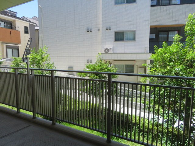 仲介手数料半額　アストラル上大岡のその他