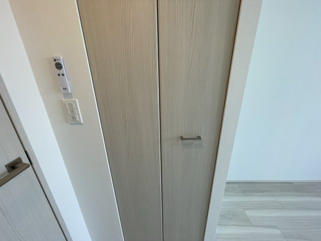 ジオエント福島野田の収納|同マンション反転タイプの部屋写真