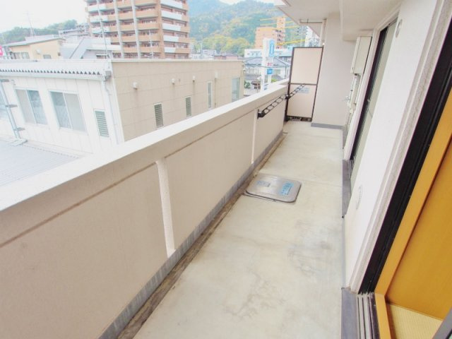キャトル　セゾンのバルコニー