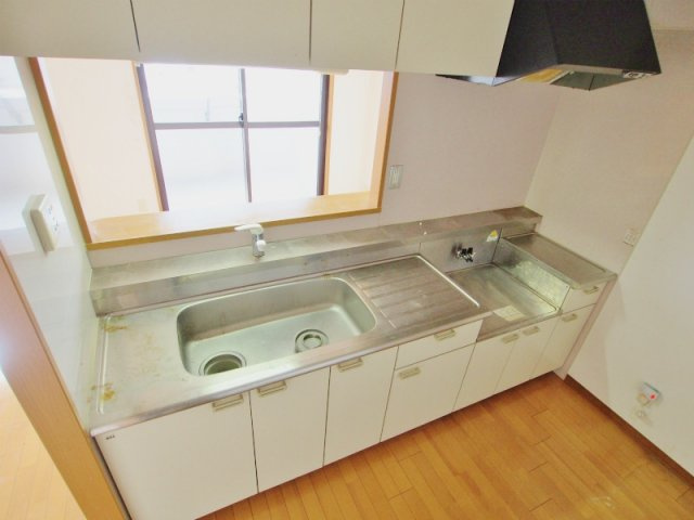 キャトル　セゾンのキッチン