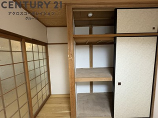 マンション雲雀丘の収納