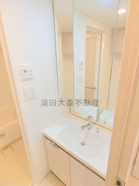 Augusta　Residence大森（オーガスタレジデンス）の洗面所|洗面脱衣所　独立洗面台