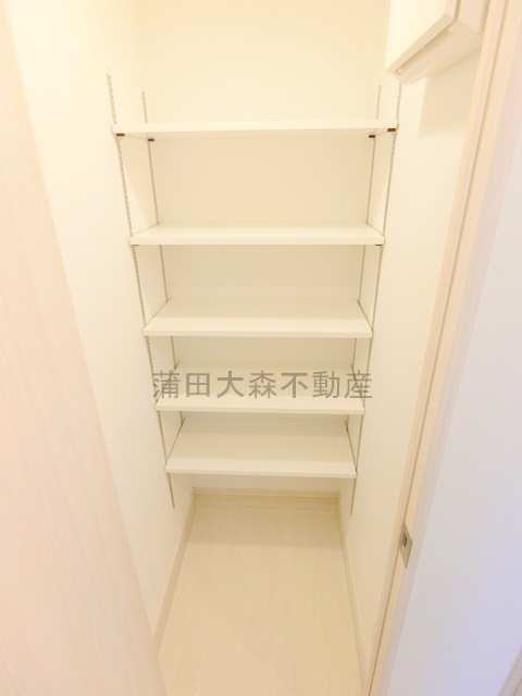 Augusta　Residence大森（オーガスタレジデンス）の設備|玄関収納　シューズインクローゼット