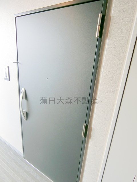 Augusta　Residence大森（オーガスタレジデンス）の玄関