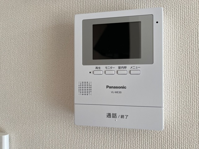 三里塚 アパートⅢ期新築工事のセキュリティ|TVモニターホン(イメージ)