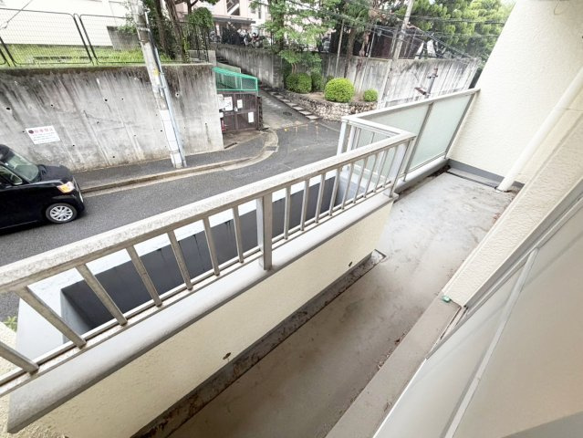 南千里OMパレスのバルコニー