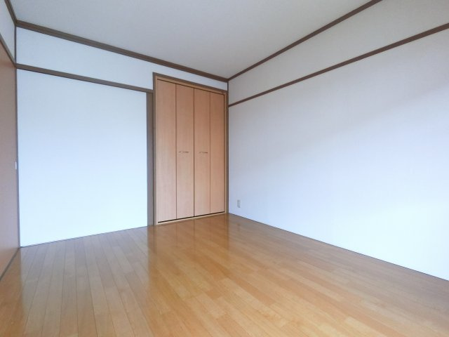 【洋室】 | 新葉グリーンハイツ